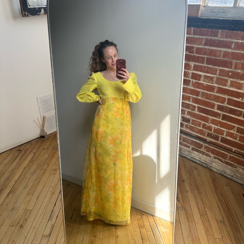 Yellow Floral Vintage Dress - Picture 7 of 10